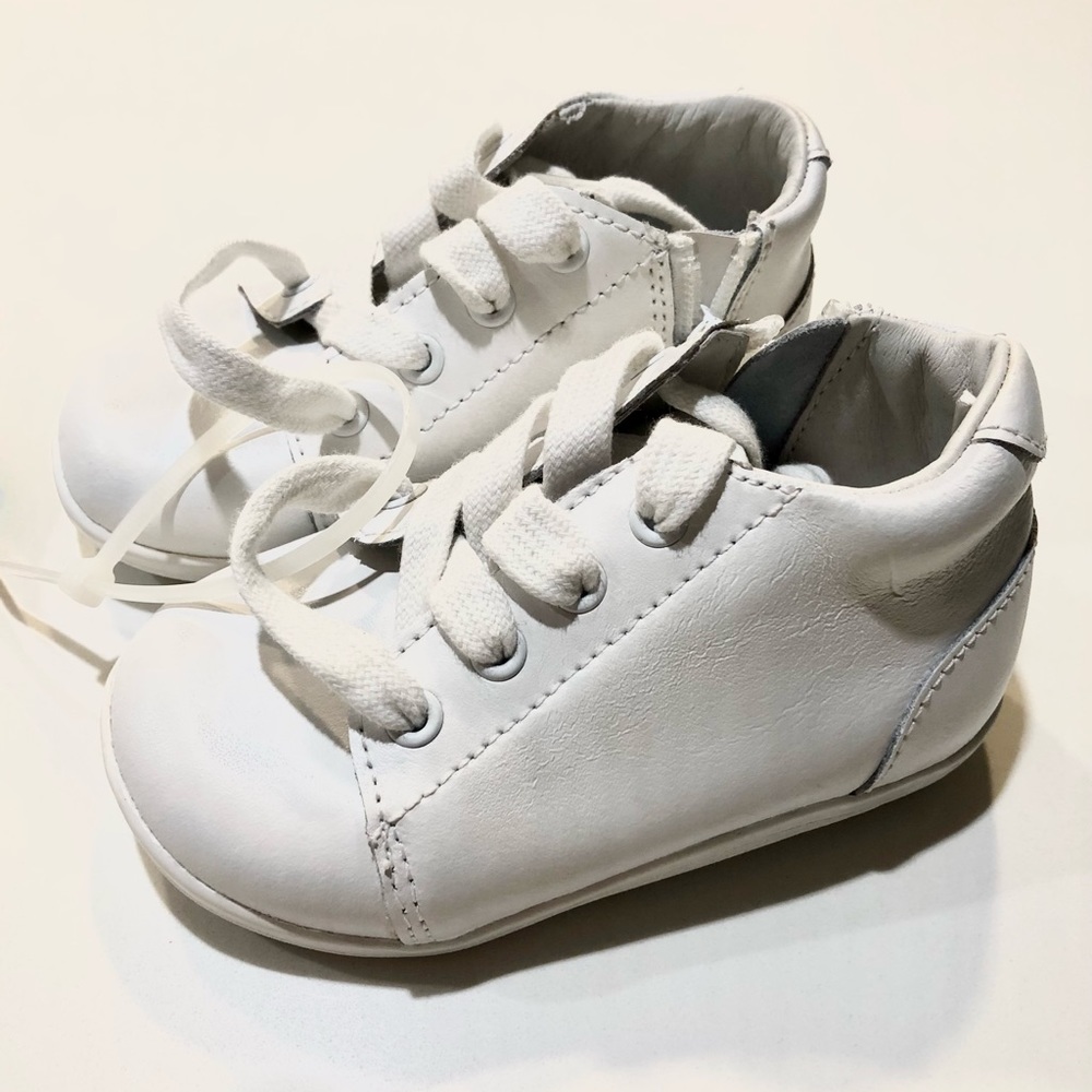 NWOT Sole Play Leather Shoes